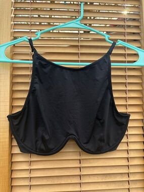 Victoria's Secret Black Underwire Crop Bra